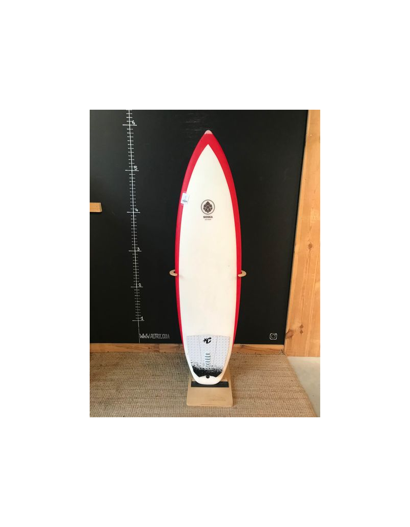 Noska surfboard  5’8"