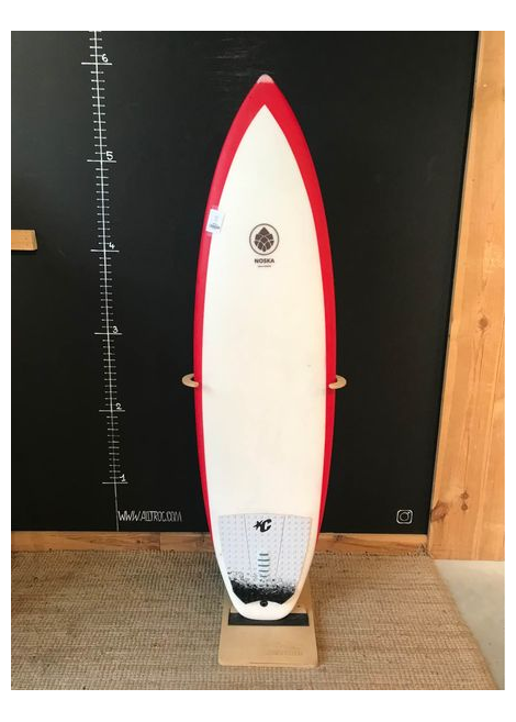 Noska surfboard  5’8"