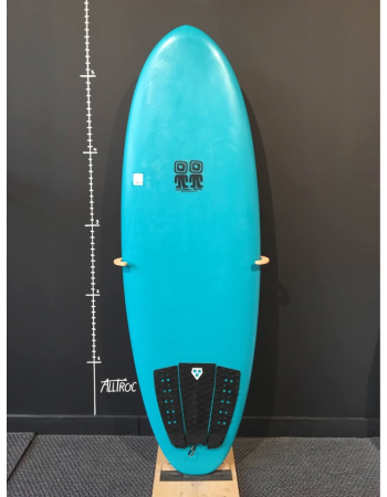Campbell brother 5’6"