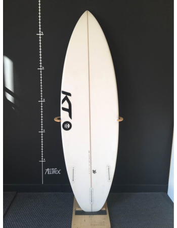 Kt  5’10"