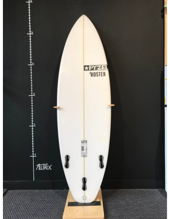 Pyzel Shadow 5’8"