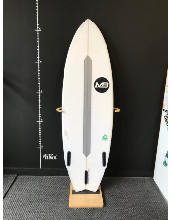 MB 5’7"