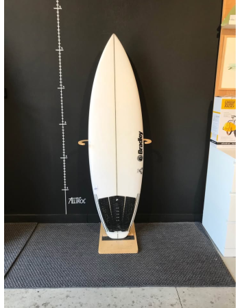 Bradley Onya 5’4"