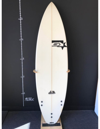 Stacey 6’0"