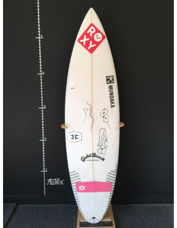 Goldbeach  5’7"