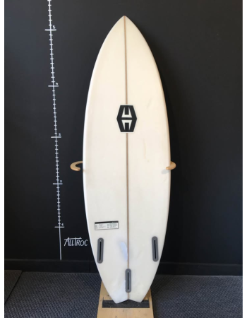 Hurricane Lunatic  5’4"