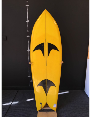 Nobrand 5’6"