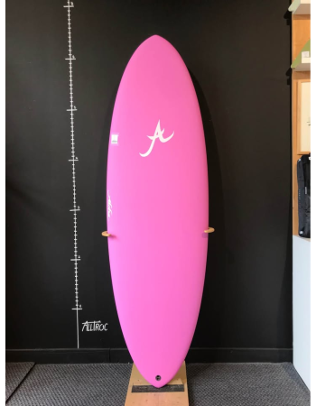 Aloha  Skegg 6’2"