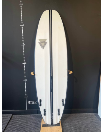 Tomo  Revo 5’10"