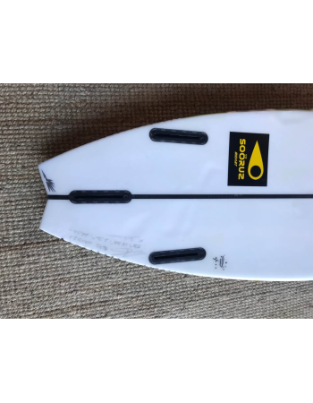 Rt surfboards Wand  5’8"