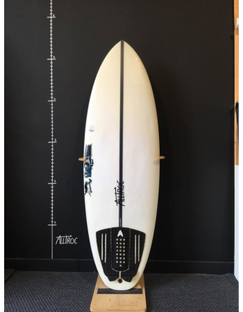 Js  Flaming Pony  5’2"