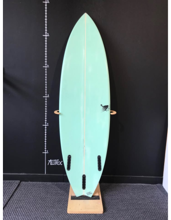 Vaughan  5’10"