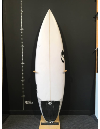 Sharp eye 5’10"