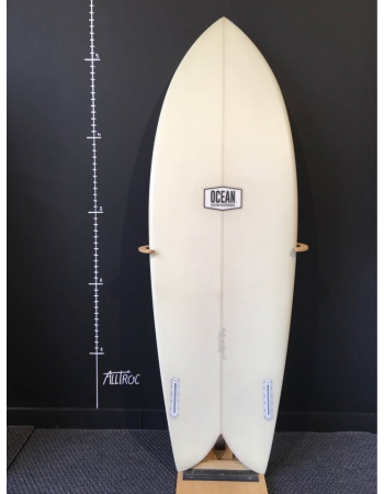 Ocean surfboard  Fish   5’7"