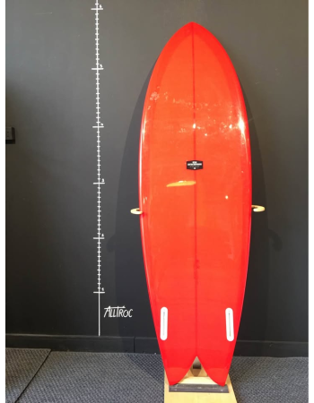 Ocean surfboard  Fish   5’11