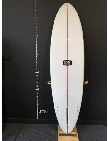 Ocean surfboard  Mid length...
