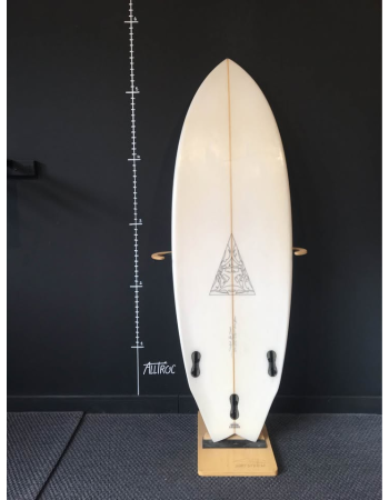 Sonis  5’7"