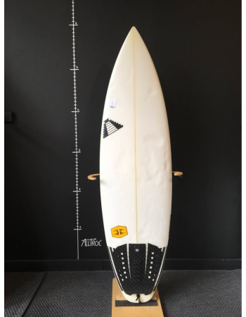 Mainland  5’8"