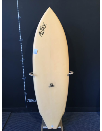 Sel surfboards  5'2"
