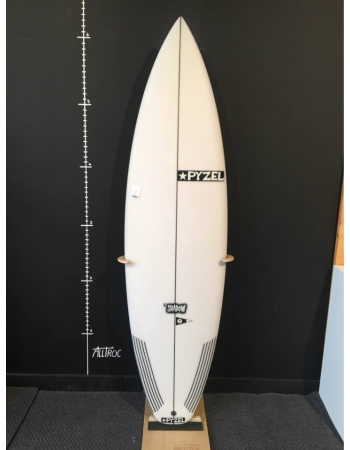 Pyzel Shadow 6’2"