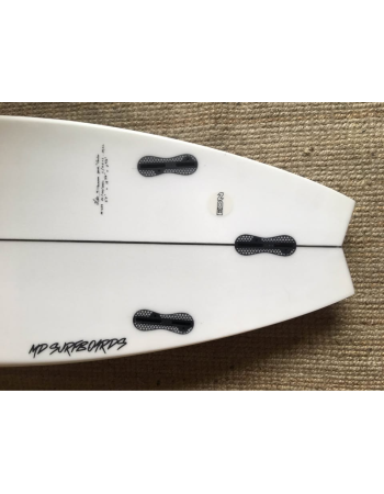 MD surfboard  5’7"