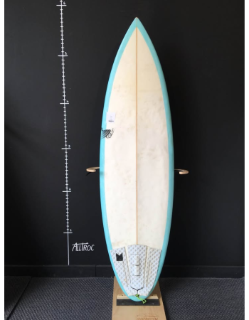 Vaughan  5’7"