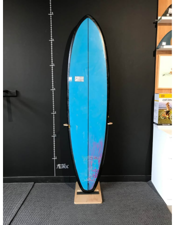 Tudor  6’9"