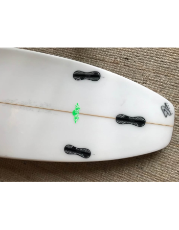 Fifi Chevallier  6’8"