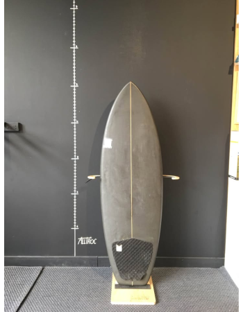 Nobrand  5’1"