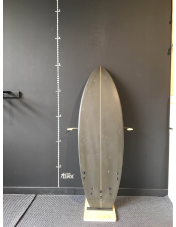 Nobrand  5’1"