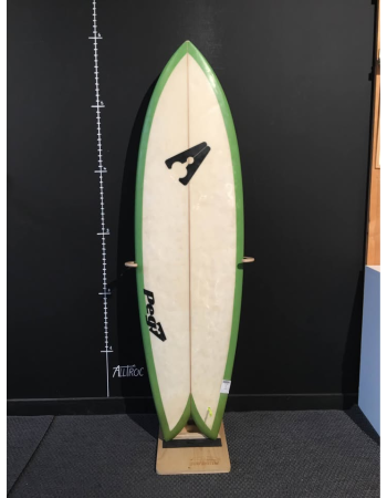 Peg  5’10"