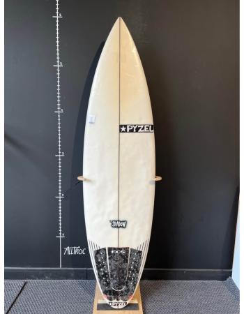 Pyzel  Shadow  5’10"