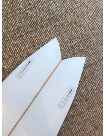 Surfin estate  5’5"