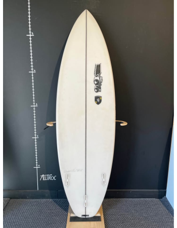 JS   Sub-zero  5’9"