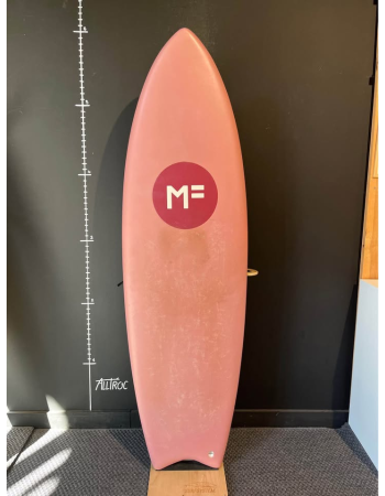 MF  The catfish  5’8"