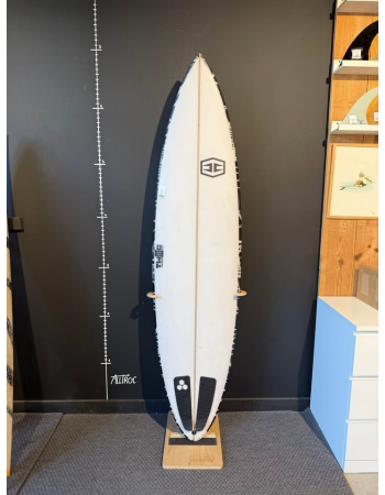 Hurricane  6’9"