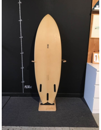 Handshape  5’6"