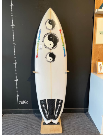 Town and country  Sinner 5’9"