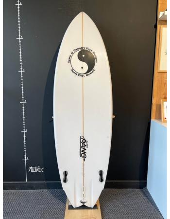 Town and country  Sinner 5’9"