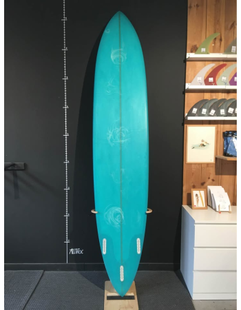 PETA surfboard 9’6"