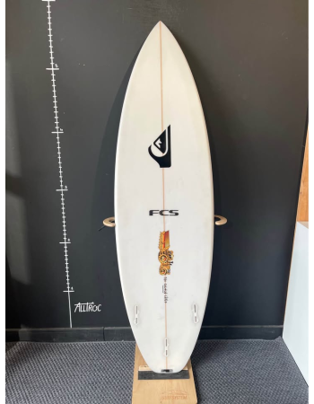 Js  Golden child 5’10"