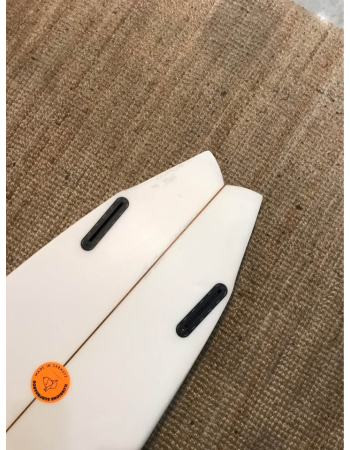 Illusions Surfboard 5’7"