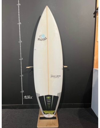 Banana surfboard 5’9"