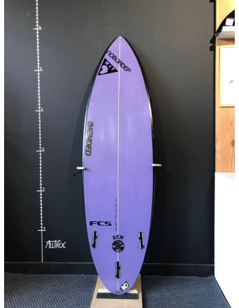 Mended New 80’S 5’11"