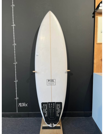 Pyzel Crisis twin  5’6"