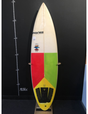 Markis surfboards  5’10"