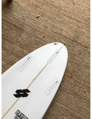 Secret shaper  Hendaya  6’0"