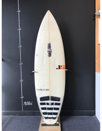 Js Révolution  5’9"