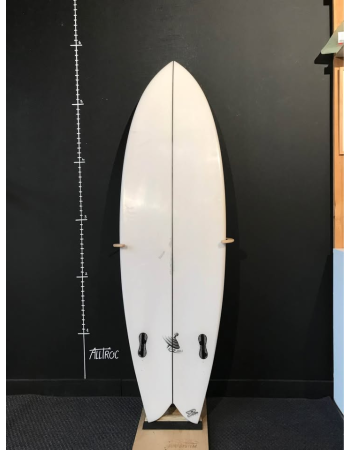 Vaughan  Twin2 5’9"