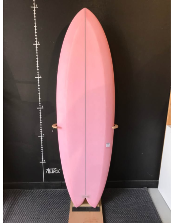 Honoré  5’10"